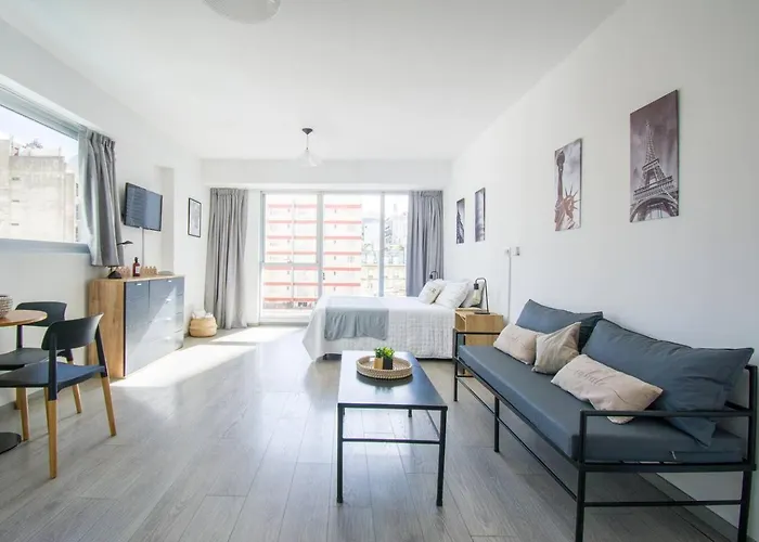 Studio Apartment